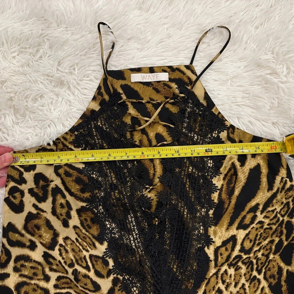 WAYF leopard print  sleeveless blouse lace up size xs - Picture 6 of 8